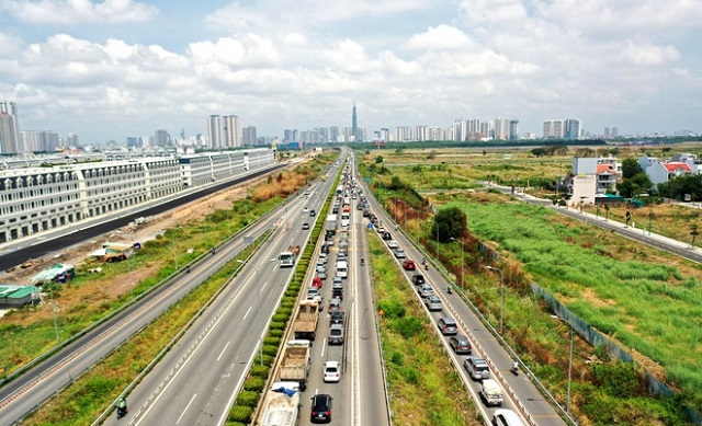 Cao tốc Long Thành - Dầu Giây giúp giảm 20-30% chi phí vận tải